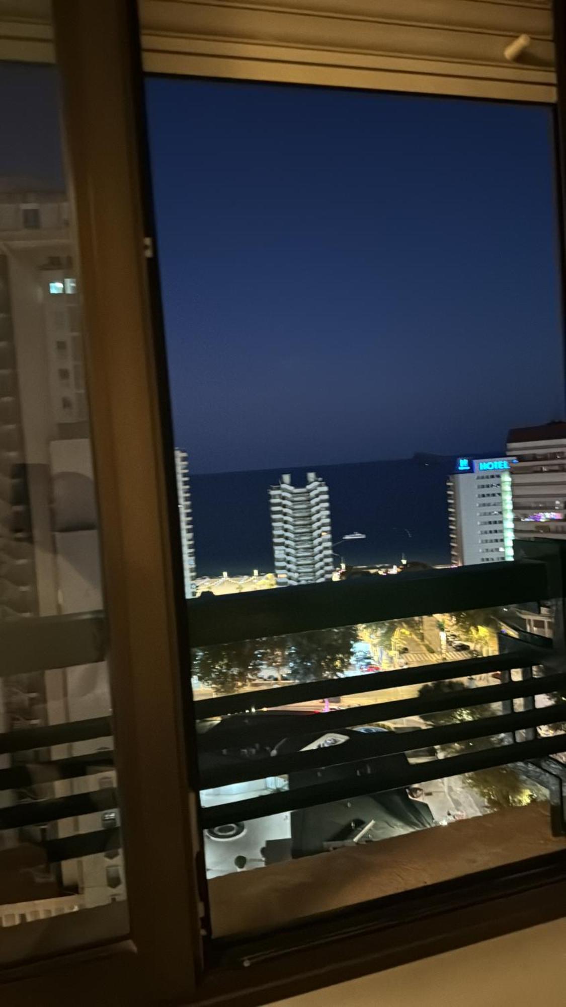 Apartamento Centro Benidorm Luaran gambar